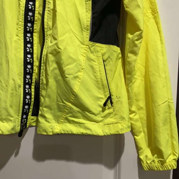 Brooks bright yellow Running wind/rain jacket xs - Picture 3 of 5